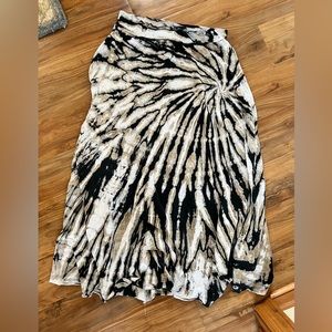 Tryst skirt